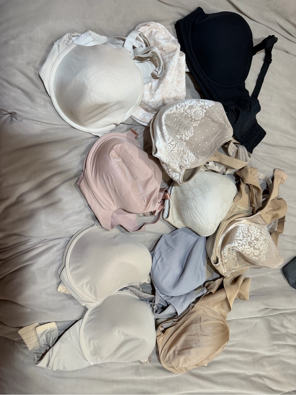 Mixed Neutral & Black Bra Bundle - Black, Cream, Beige, Gray 34DDD